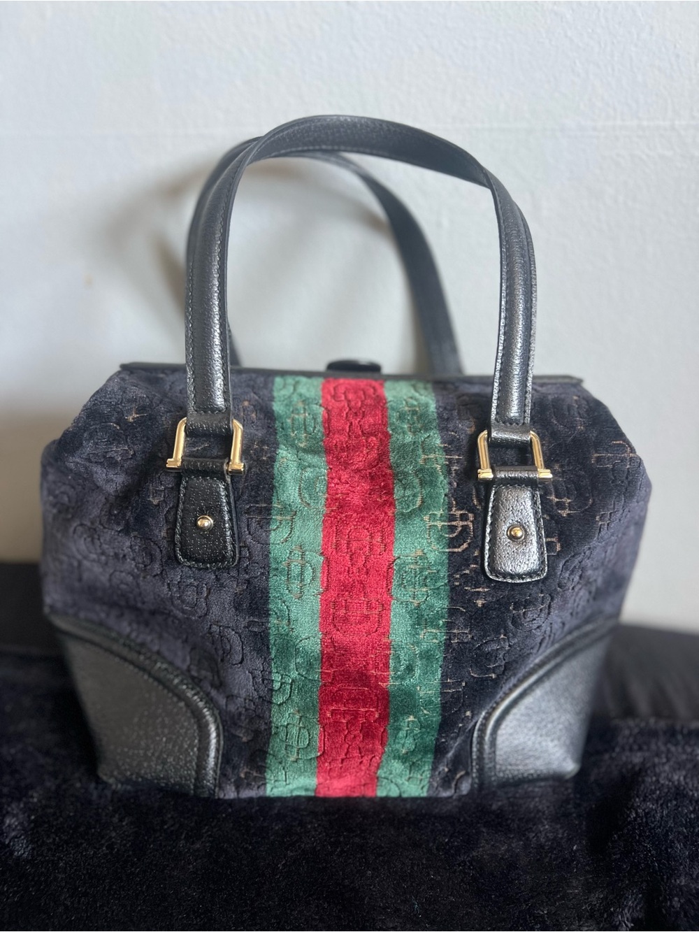 Gucci Guccissima Velvet Mini Boston Bag Gold - Picture 2 of 11